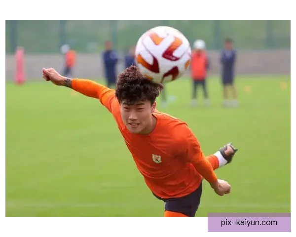 山东泰山基地升级后训练设施显著提升，球队备战状态回暖。