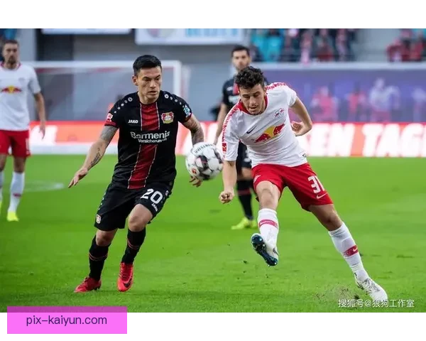 德甲攻防不稳，球队竞争力增强需调整战术以提升表现